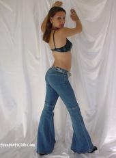 Jeans (14).jpg image hosted at ImgWallet.com
